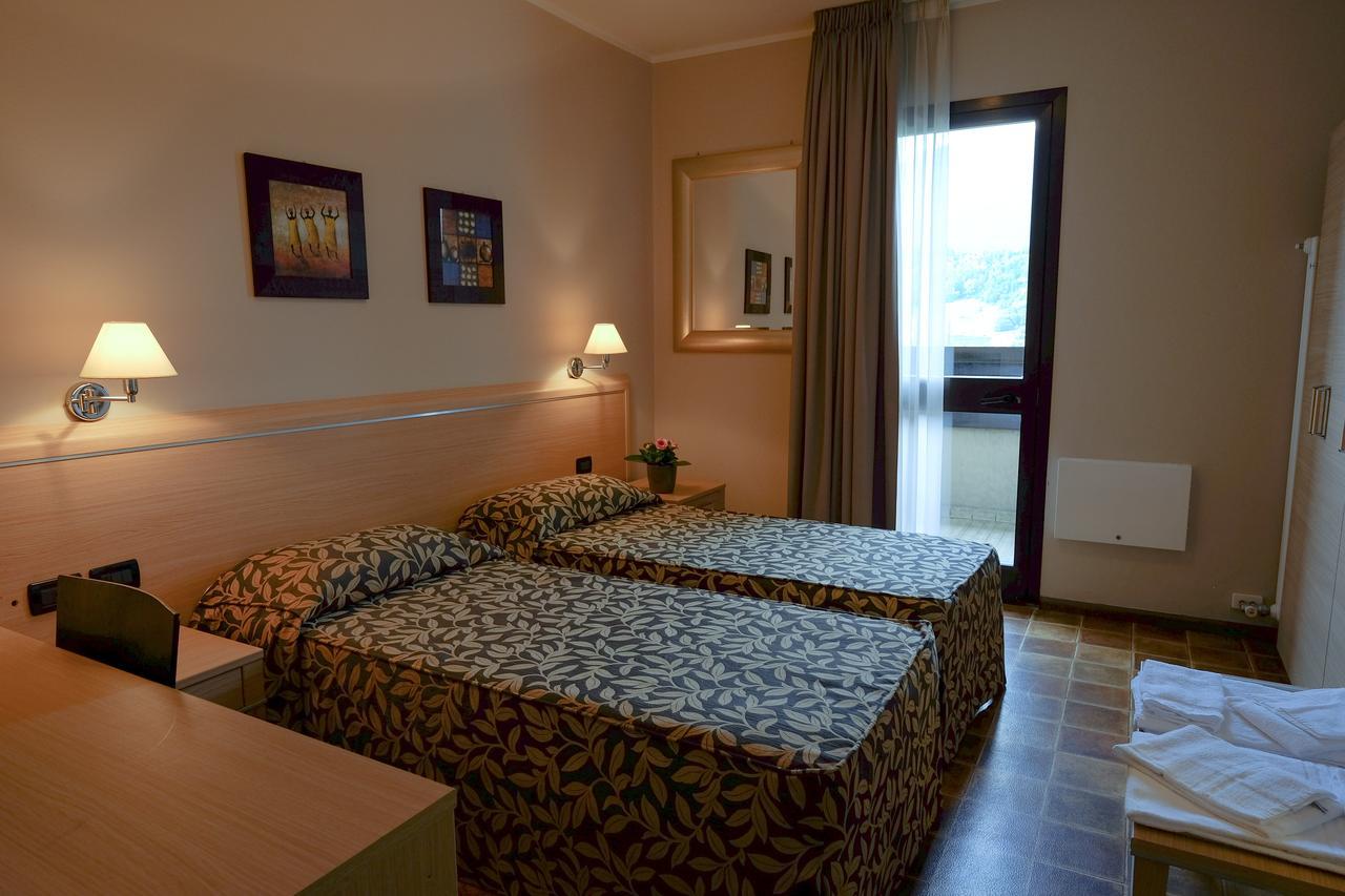Hotel Monte Cimone Caldonazzo Esterno foto