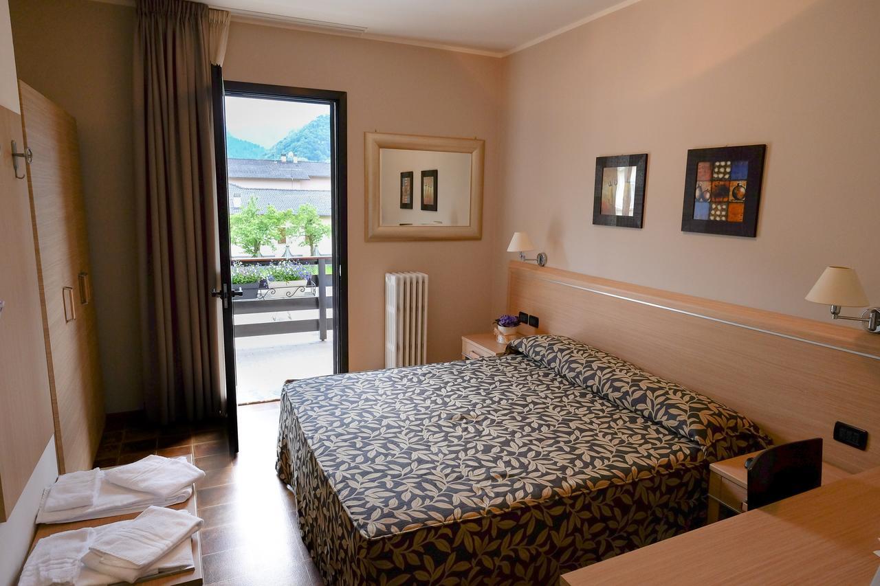 Hotel Monte Cimone Caldonazzo Esterno foto